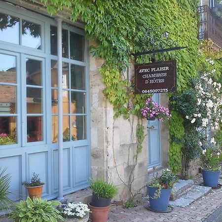 Avec Plaisir Bed & Breakfast Saint-Plaisir Exterior foto