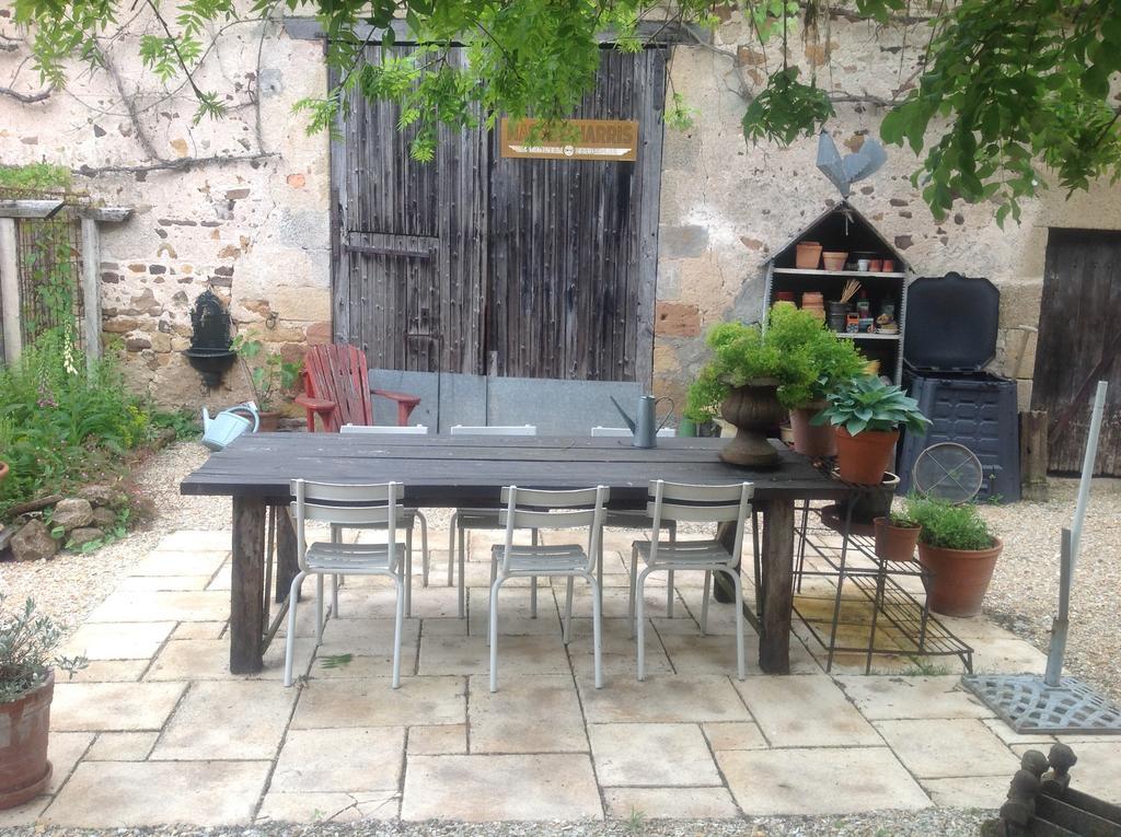 Avec Plaisir Bed & Breakfast Saint-Plaisir Exterior foto