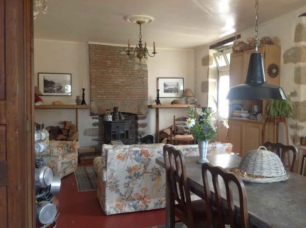 Avec Plaisir Bed & Breakfast Saint-Plaisir Exterior foto