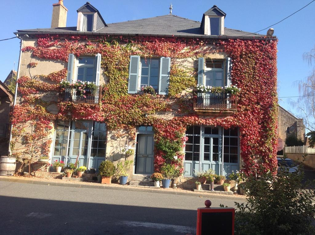 Avec Plaisir Bed & Breakfast Saint-Plaisir Exterior foto